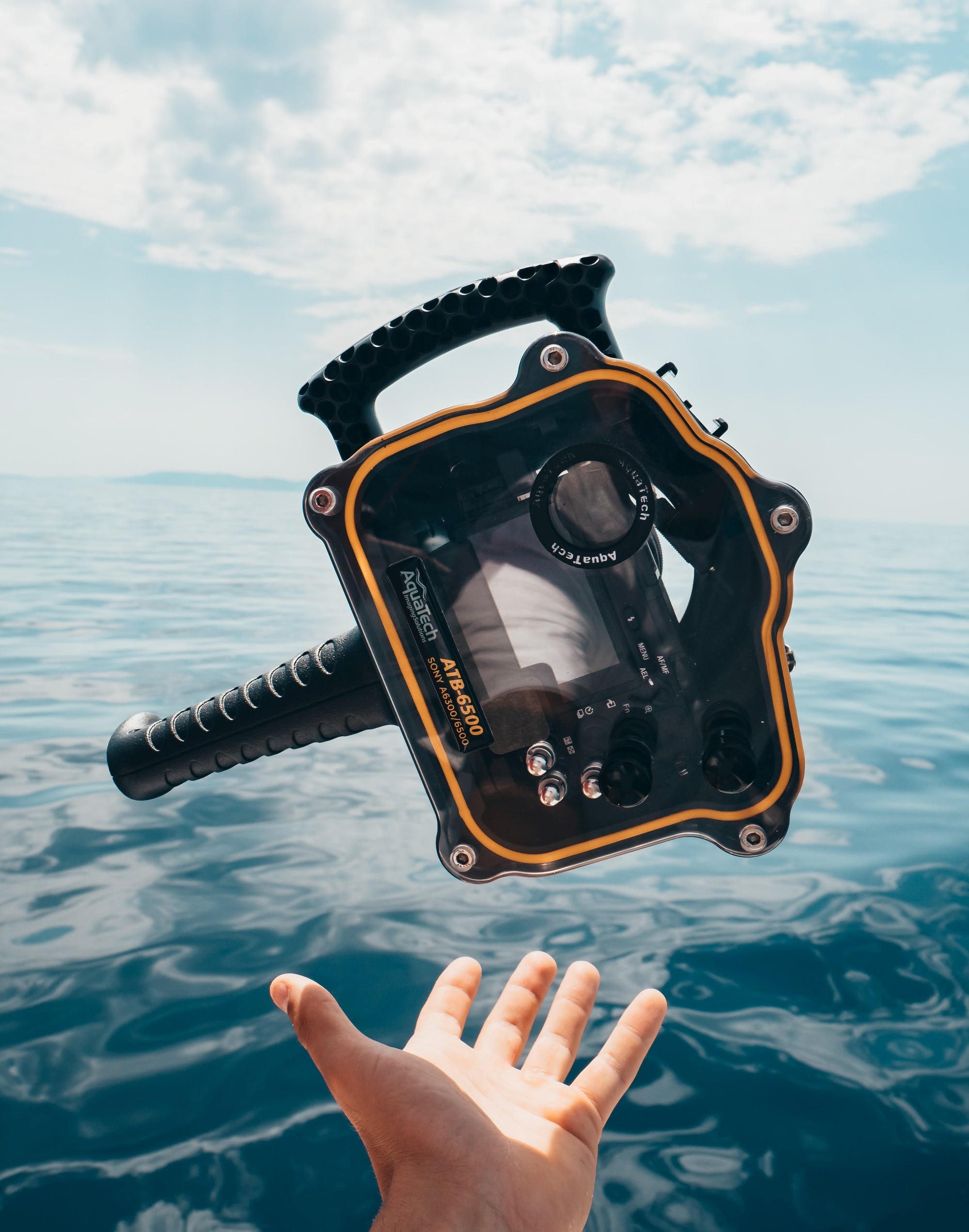 underwater camera housing 