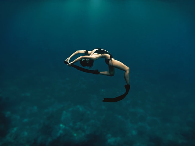 free diving in water