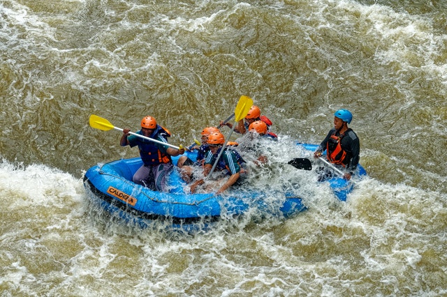 rafting on white water