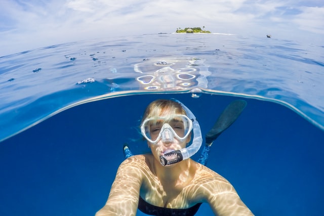 snorkeling mask