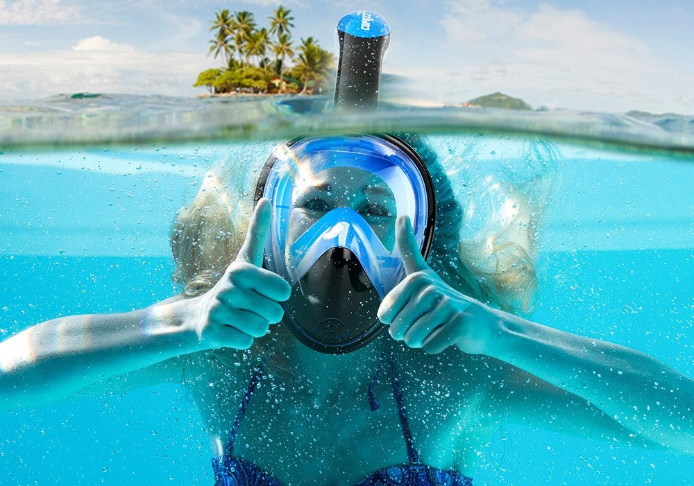 girl with full face mask