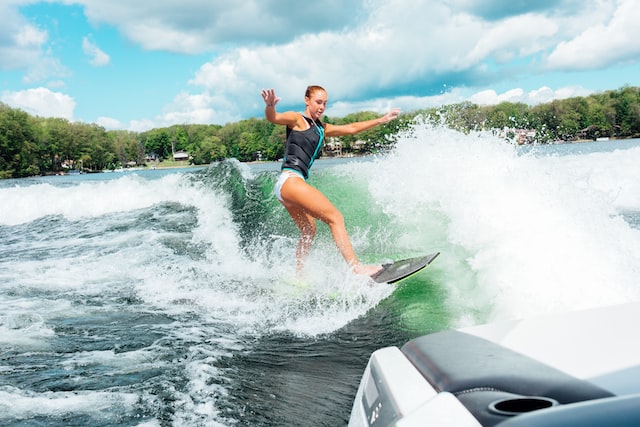 wakesurfing